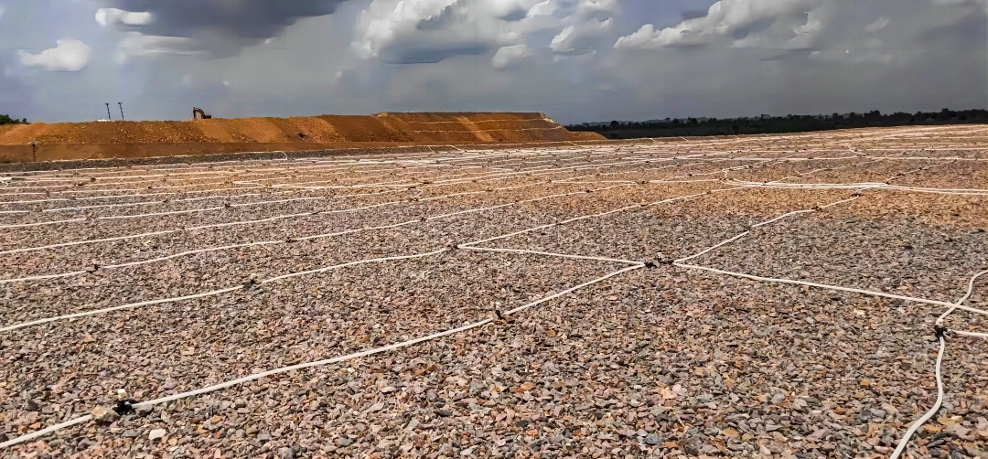 Comprehensive Overview of Factors Impacting Gold Leaching gold leaching ore extraction chemical reactions low-grade pH oxygen concentration mineralogy agitation heap leach 第1张